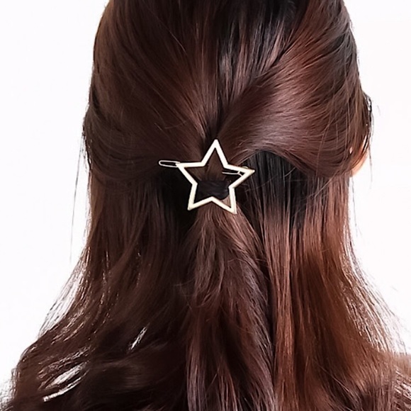 ⚜️[𝟯/$𝟭𝟴]⚜️Star Shaped Simple Barrette NEW - Picture 5 of 12